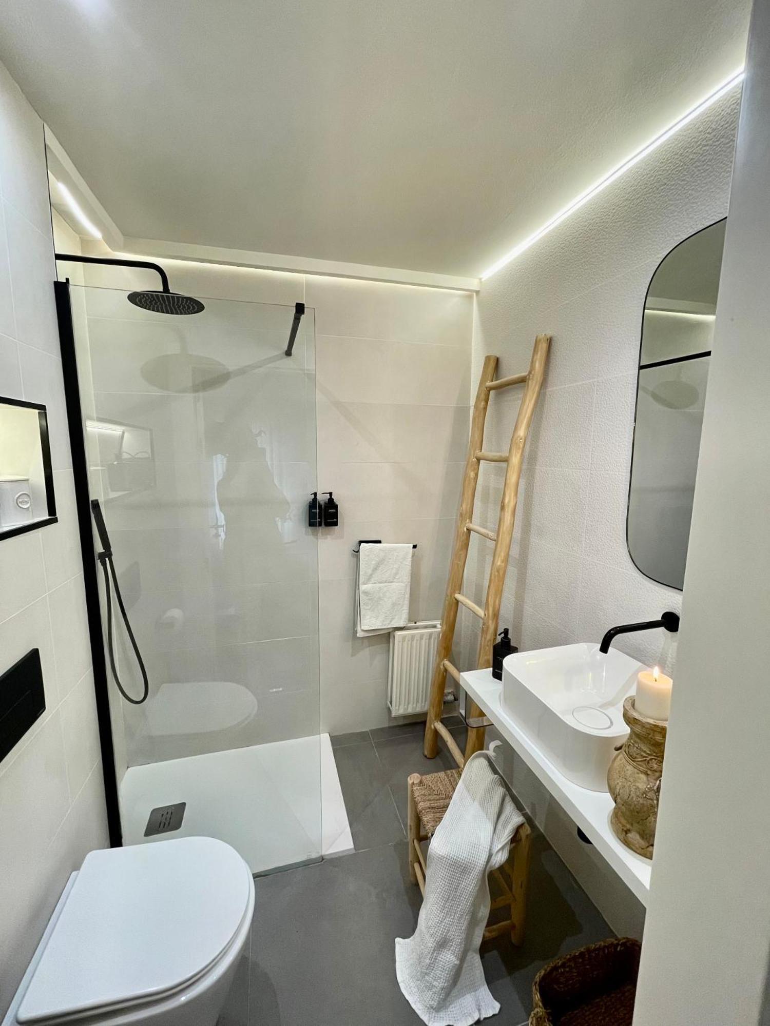 Estilosa Casa Golf Suites Gorraiz エクステリア 写真